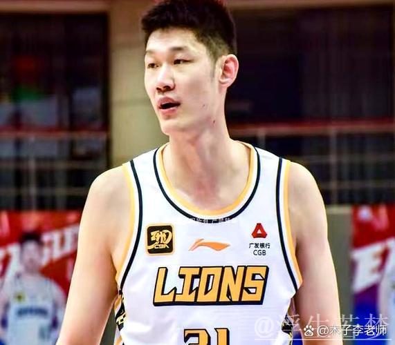 广厦横扫辽宁晋级总决赛 胡金秋砍下36+10 广厦横扫辽宁晋级总决赛 胡金秋砍下36+10