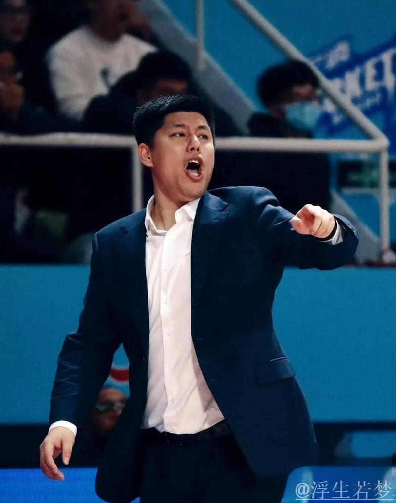 山西男篮主帅——潘江 山西男篮主帅——潘江